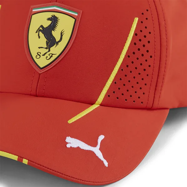 Official Ferrari sainz baseball cap 2024, red, Kids - Image 3