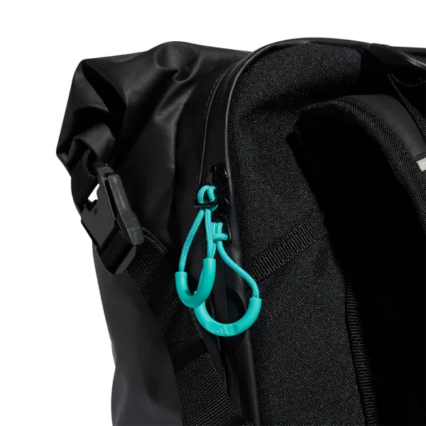 Mercedes amg petronas f1 backpack, black - Image 4