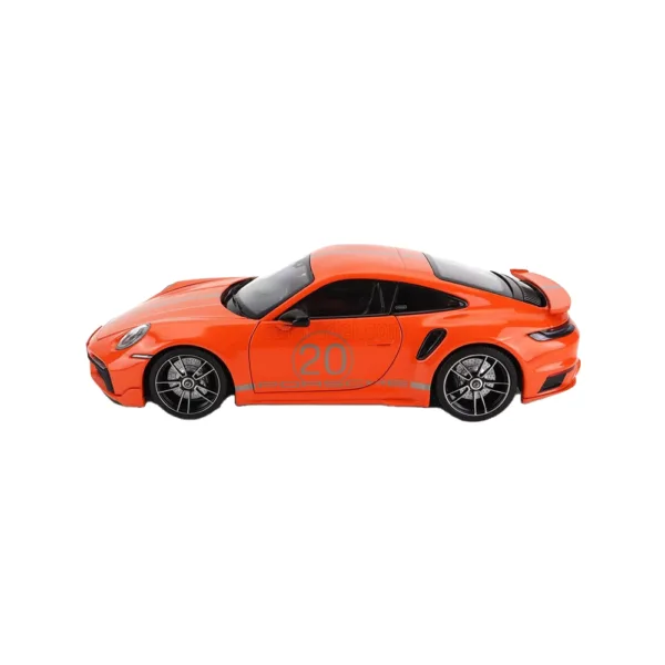 Porsche 911 992 turbo s 2021, minichamps, 1:18 - Image 2