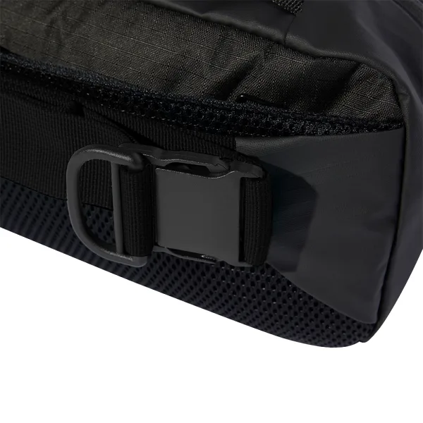 Mercedes amg petronas f1 slingback bag, black - Image 5