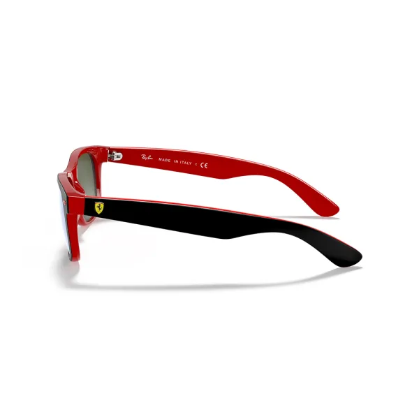 Ray ban new wayfarer sunglasses matte black on red - Image 2