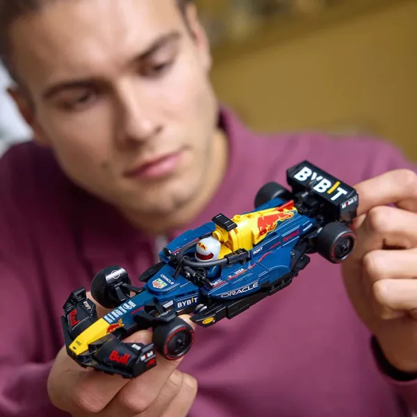 Lego red bull oracle RB20 F1 race car - Image 6