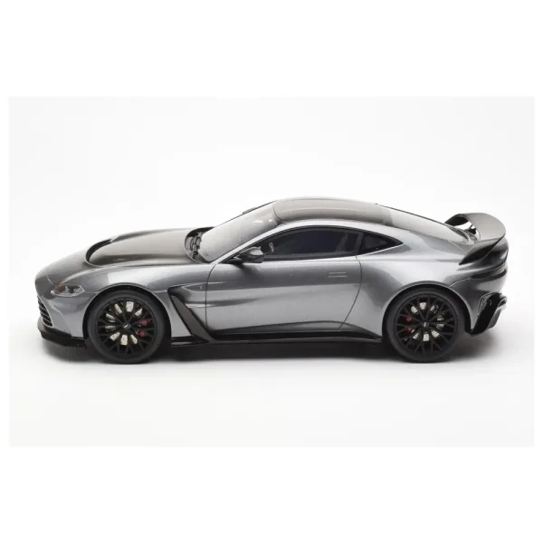 Gt spirit aston martin vantage v12 metallicgrey - Image 3