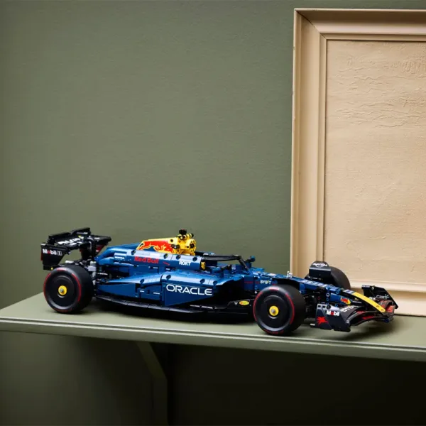 Lego red bull oracle RB20 f1 car technic - Image 7