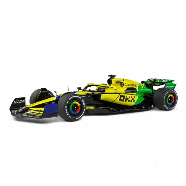 Mclaren mcl38 piastri #81 senna livery model car - Image 3