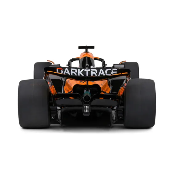 Mclaren mcl38 piastri #81 model car 1:18 - Image 6