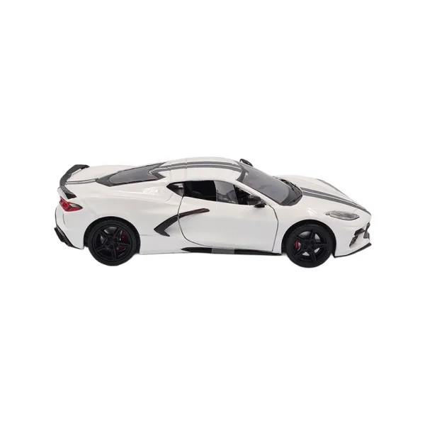 Chev corvette c8  white 2020 1:24 - Image 4