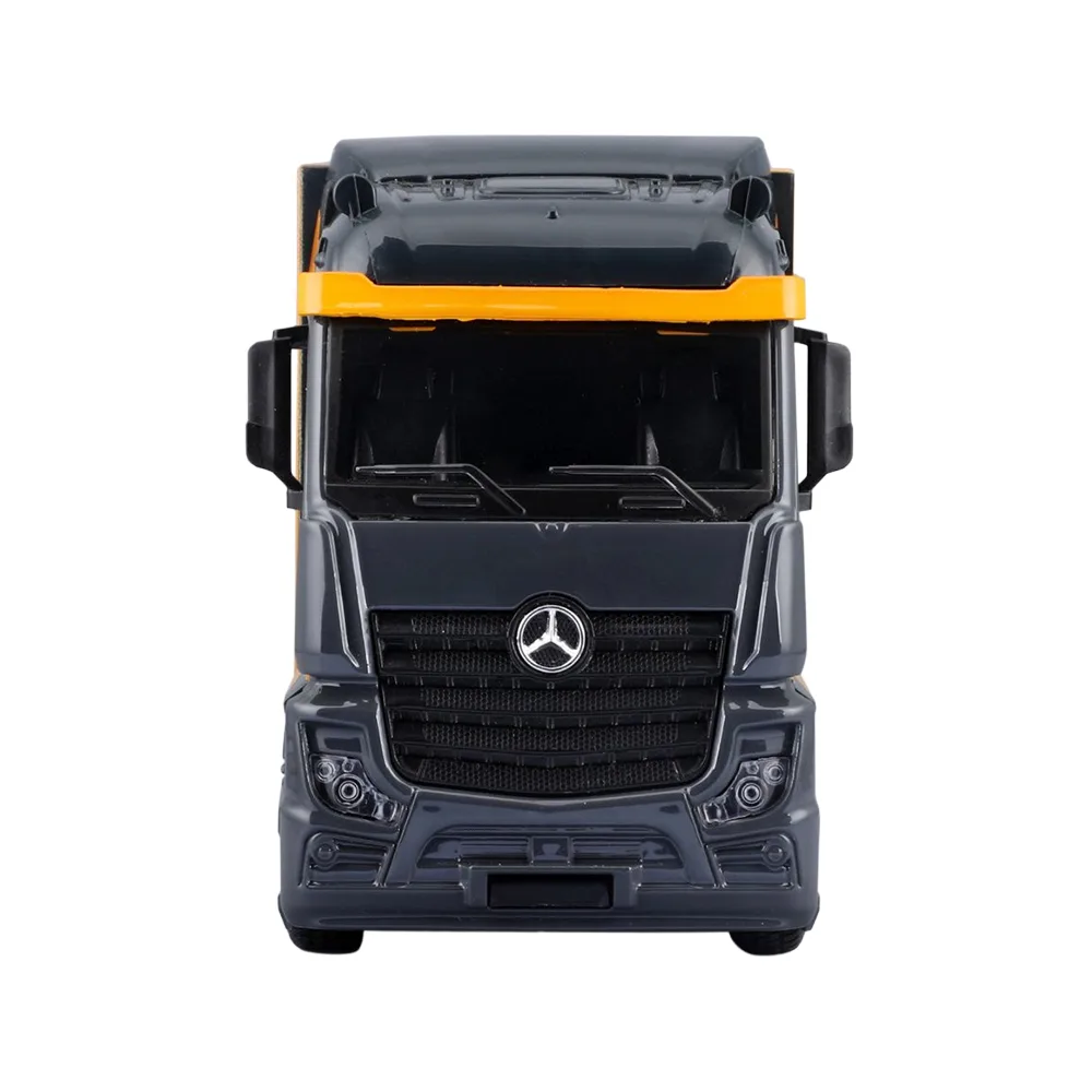 McLaren F1 Mercedes-Benz ActrosTransporter #4, 1:43