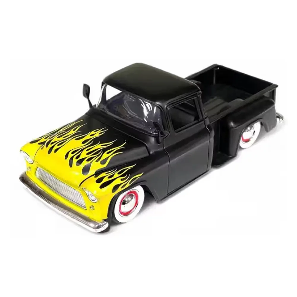 Chevrolet stepside truck blk/ yell flames, 1:24