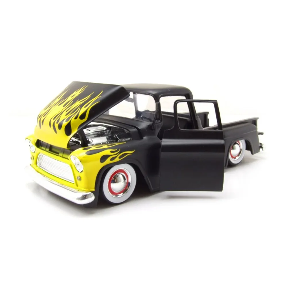 Chevrolet stepside truck blk/ yell flames, 1:24