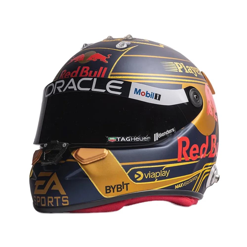 Max verstappen 2023 triple crown + display case, Unisex